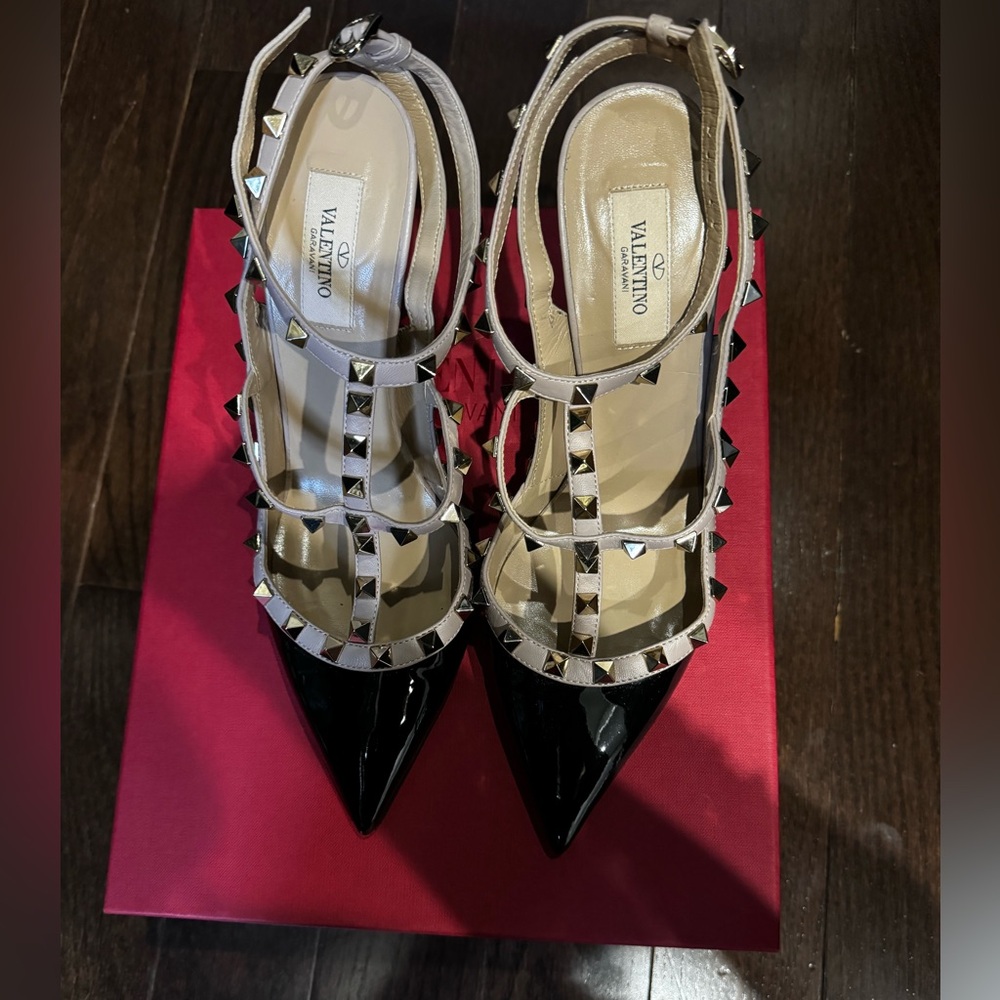 Valentino Patent Leather Rockstud Ankle Strap Pump Black Size 40 (US 9.5)